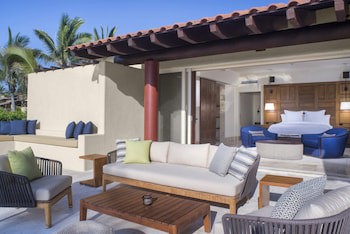 Four Seasons Resort Punta Mita