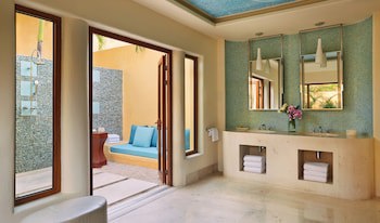 Four Seasons Resort Punta Mita
