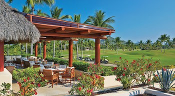 Four Seasons Resort Punta Mita