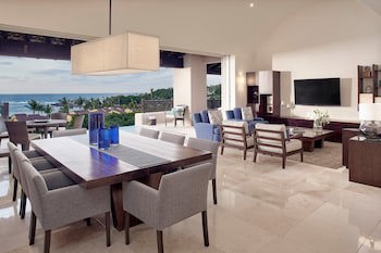 Four Seasons Resort Punta Mita