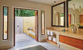 Four Seasons Resort Punta Mita
