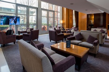 Canary Riverside Plaza Hotel