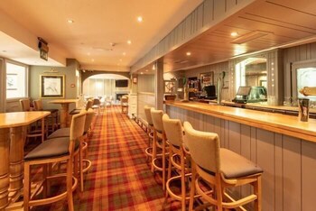 Castle Oaks House Hotel