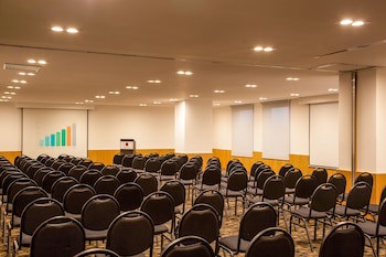 Fiesta Inn Tlalnepantla