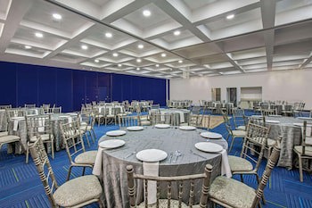 Chn Hotel Monterrey Centro, Trademark By Wyndham