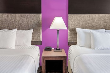 Chn Hotel Monterrey Centro, Trademark By Wyndham