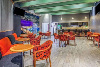 Chn Hotel Monterrey Centro, Trademark By Wyndham