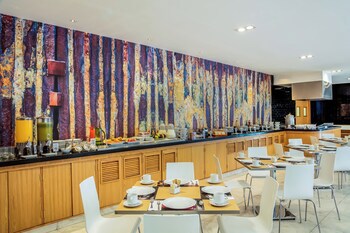 Fiesta Inn Monterrey La Fe