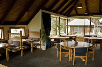 Alpine Lodge