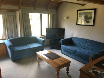 Alpine Lodge