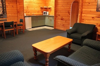 Alpine Lodge