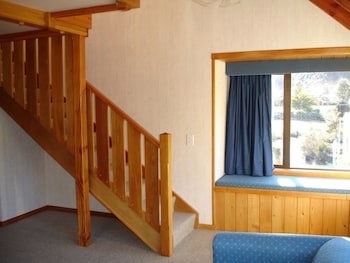 Alpine Lodge