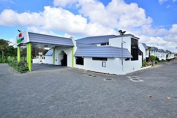 Allenby Park Hotel