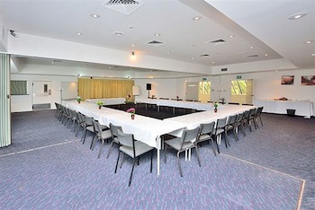 Allenby Park Hotel