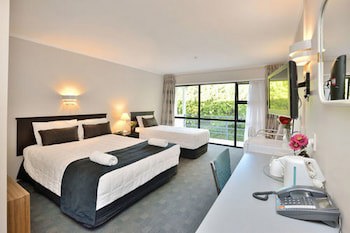 Allenby Park Hotel