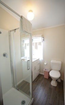 Alpers Lodge & Conference Centre