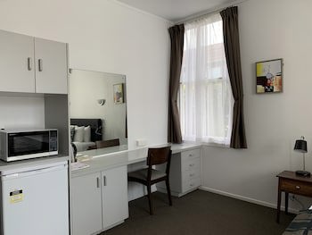 Alpers Lodge & Conference Centre