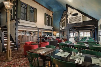 The Surrey Hotel