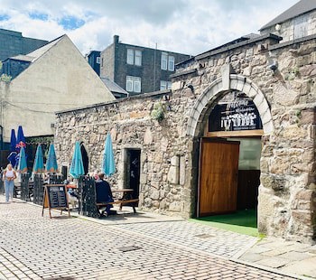 Aberdeen Douglas Hotel