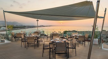 Crowne Plaza Muscat, An Ihg Hotel