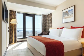 Crowne Plaza Muscat, An Ihg Hotel