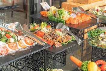 Crowne Plaza Muscat, An Ihg Hotel