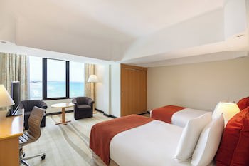 Crowne Plaza Muscat, An Ihg Hotel