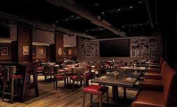 Crowne Plaza Muscat, An Ihg Hotel