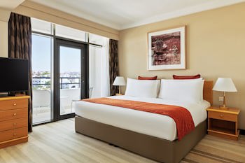 Crowne Plaza Muscat, An Ihg Hotel