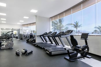 Crowne Plaza Muscat, An Ihg Hotel