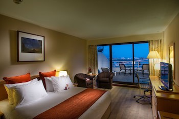 Crowne Plaza Muscat, An Ihg Hotel