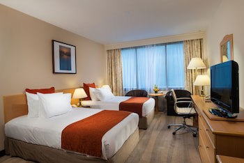 Crowne Plaza Muscat, An Ihg Hotel