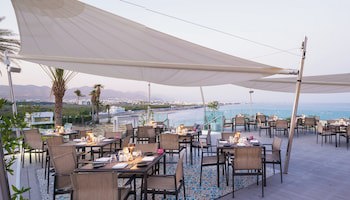 Crowne Plaza Muscat, An Ihg Hotel