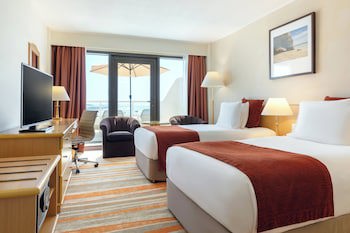 Crowne Plaza Muscat, An Ihg Hotel
