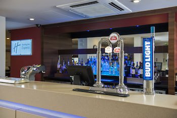 Holiday Inn Express Glasgow Airport, An Ihg Hotel
