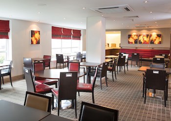 Holiday Inn Express Glasgow Airport, An Ihg Hotel