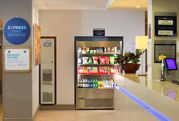 Holiday Inn Express Glasgow Airport, An Ihg Hotel