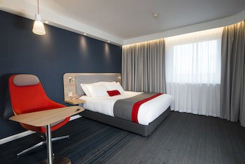 Holiday Inn Express Glasgow Airport, An Ihg Hotel