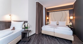 PLAZA Premium Parkhotel Norderstedt galeri fotoğrafı