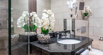 PLAZA Premium Parkhotel Norderstedt galeri fotoğrafı