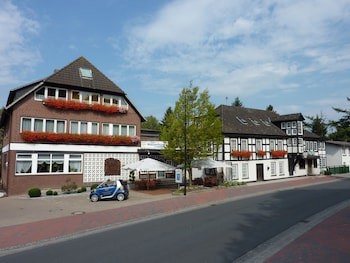 AKZENT Hotel Zur Wasserburg , bed & breakfast