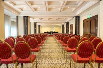 Radisson Montevideo Victoria Plaza Hotel