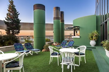 Radisson Montevideo Victoria Plaza Hotel