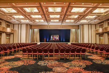 Radisson Montevideo Victoria Plaza Hotel
