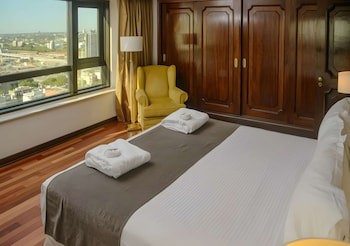 Radisson Montevideo Victoria Plaza Hotel
