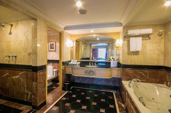 Golden Tulip Sovereign Hotel Bangkok