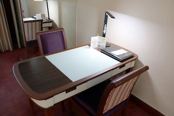 Golden Tulip Sovereign Hotel Bangkok