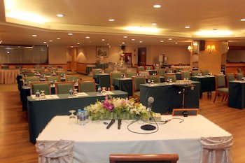 Golden Tulip Sovereign Hotel Bangkok