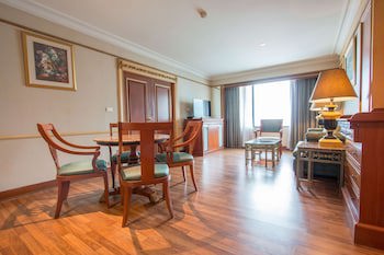 Golden Tulip Sovereign Hotel Bangkok
