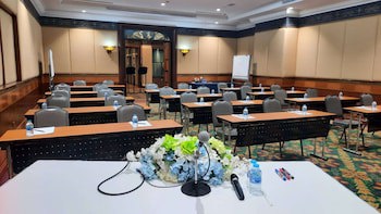Golden Tulip Sovereign Hotel Bangkok
